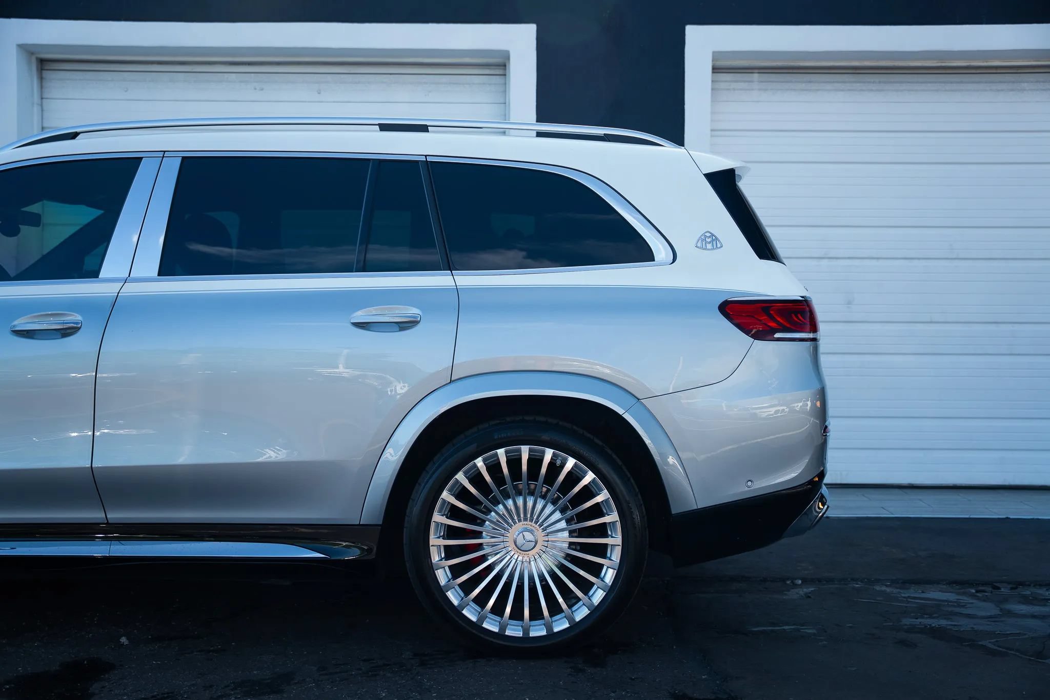 Used 2023 Mercedes-Benz Maybach GLS 600 4MATIC image 12