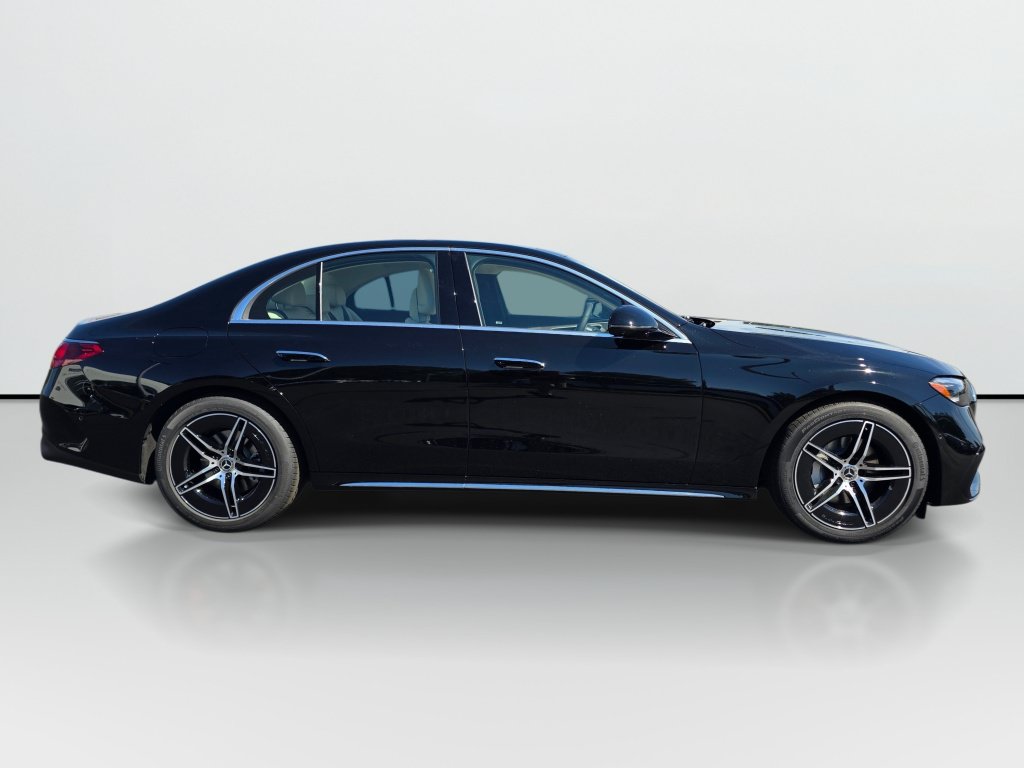 New 2027 Mercedes-Benz E 350 4MATIC Sedan image 5