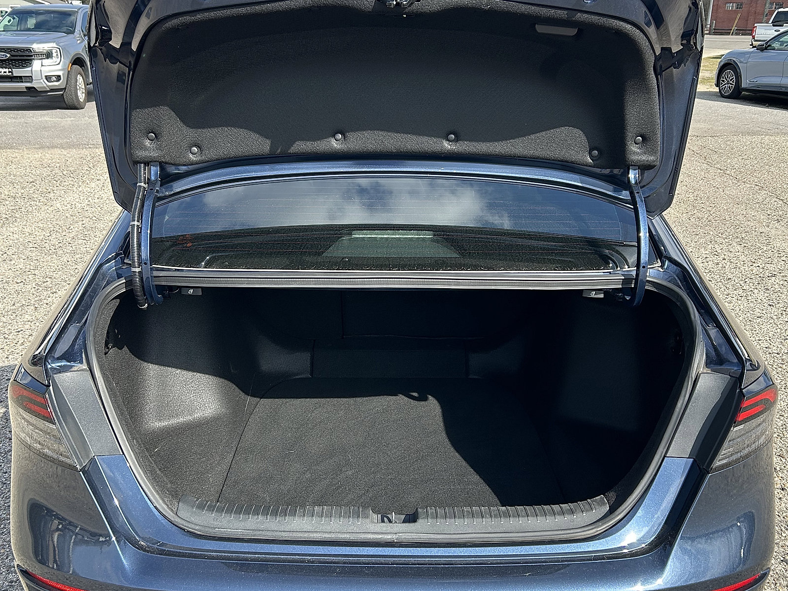 Used 2024 Honda Accord EX image 5