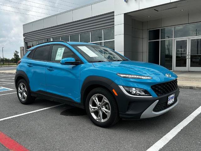 Used 2023 Hyundai Kona SEL FWD image 3