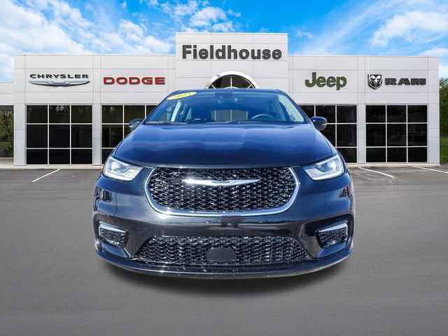 Used 2023 Chrysler Pacifica Touring-L image 8