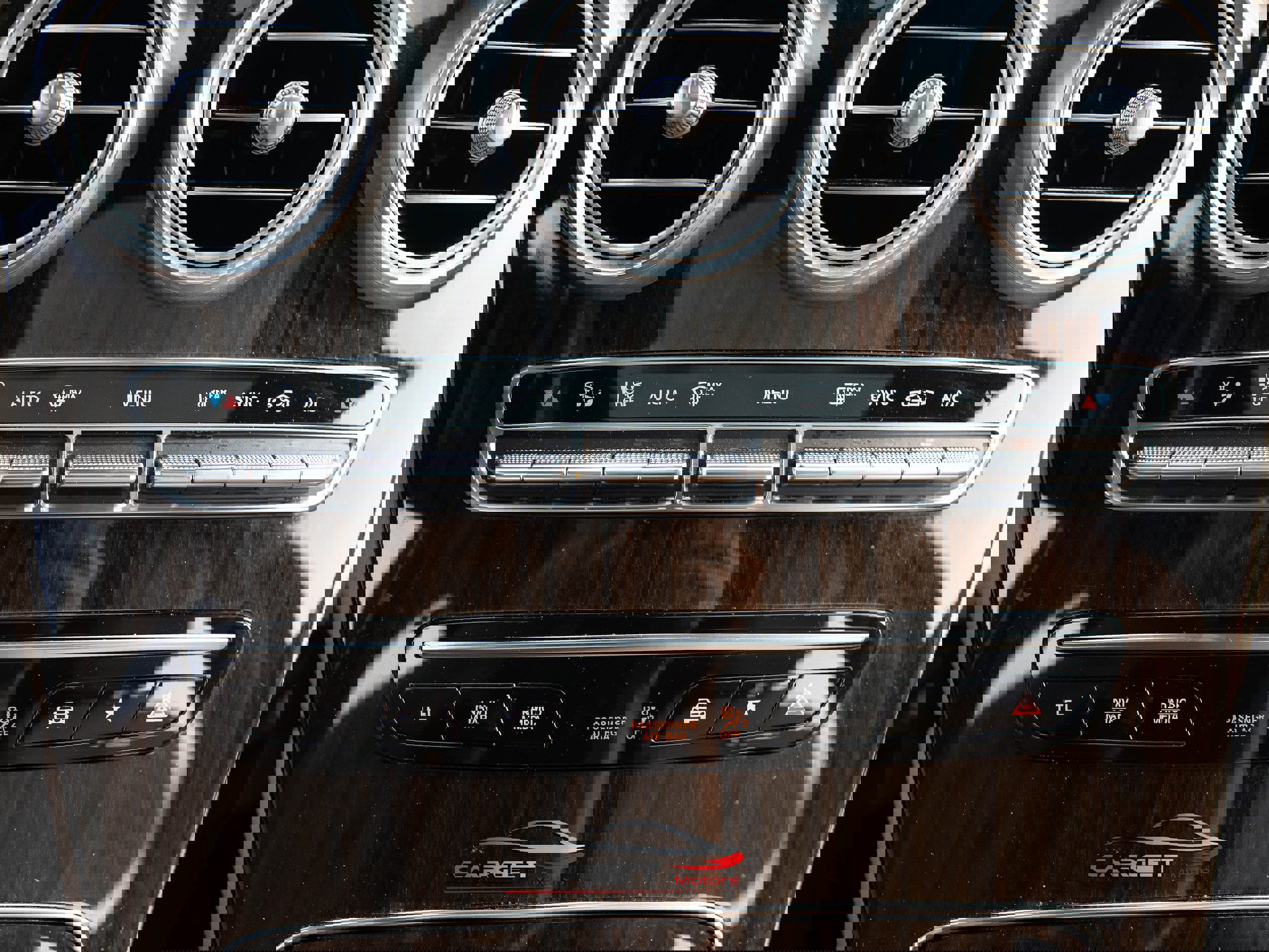 Used 2020 Mercedes-Benz GLC 300 4MATIC Coupe w/ Parking Assistance Package image 33