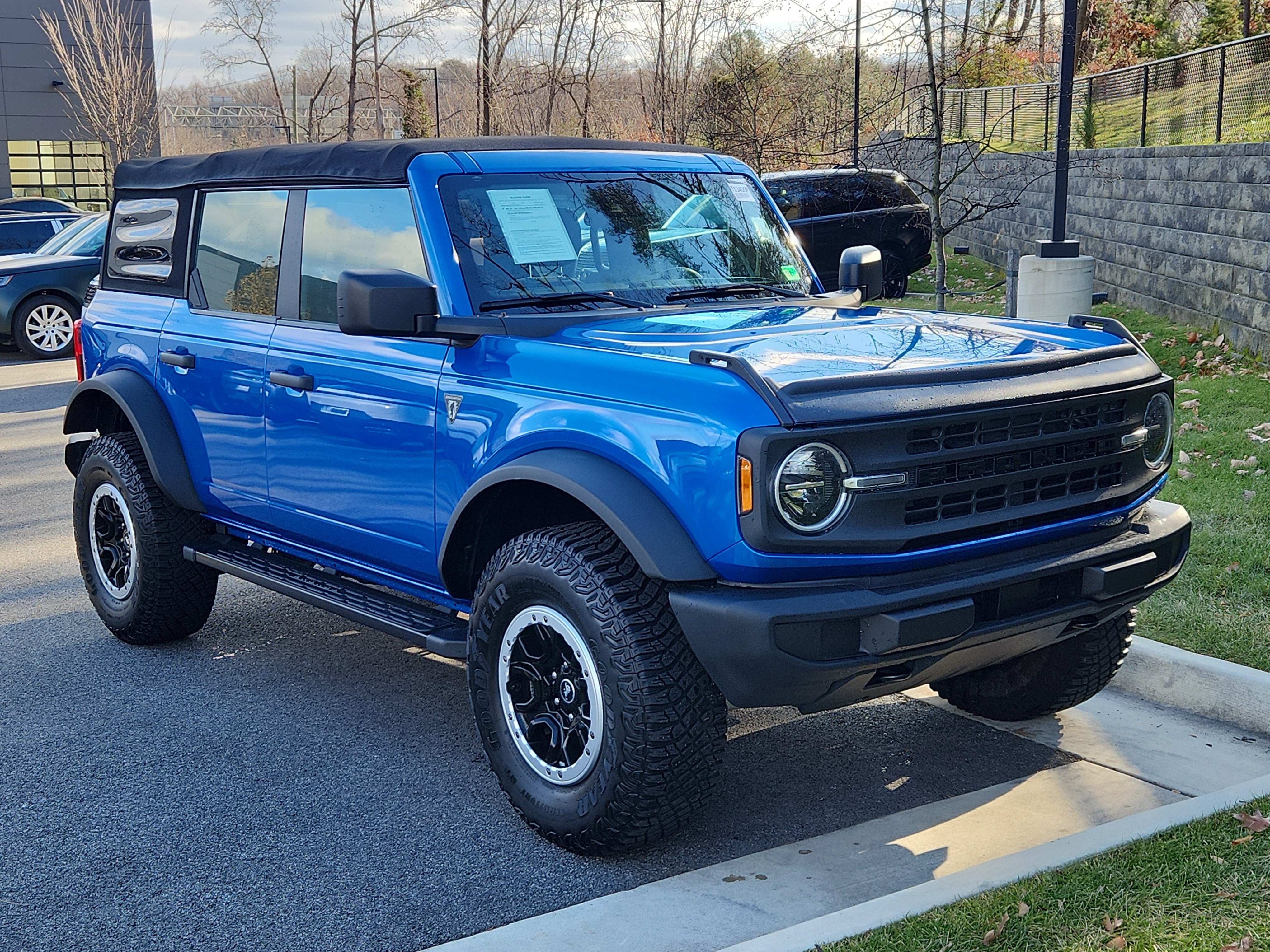 Used 2022 Ford Bronco 4-Door w/ Sasquatch Package image 10
