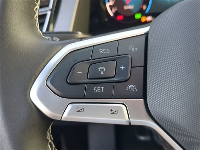 New 2026 Volkswagen Atlas Cross Sport SE image 28