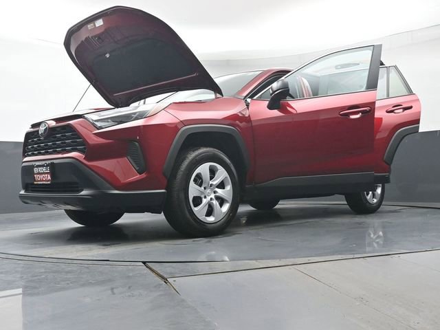 Certified 2025 Toyota RAV4 LE image 46