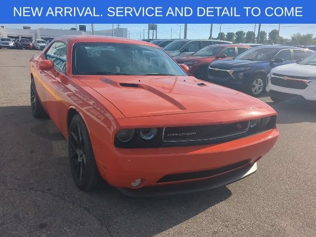 Used 2013 Dodge Challenger R/T RWD image 8