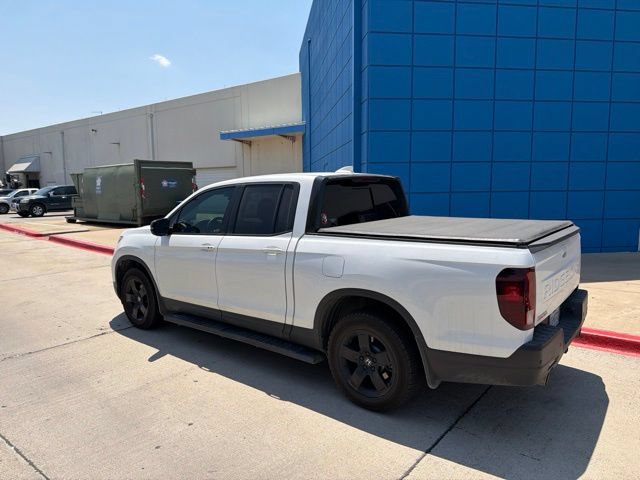 Used 2025 Honda Ridgeline Black Edition image 9
