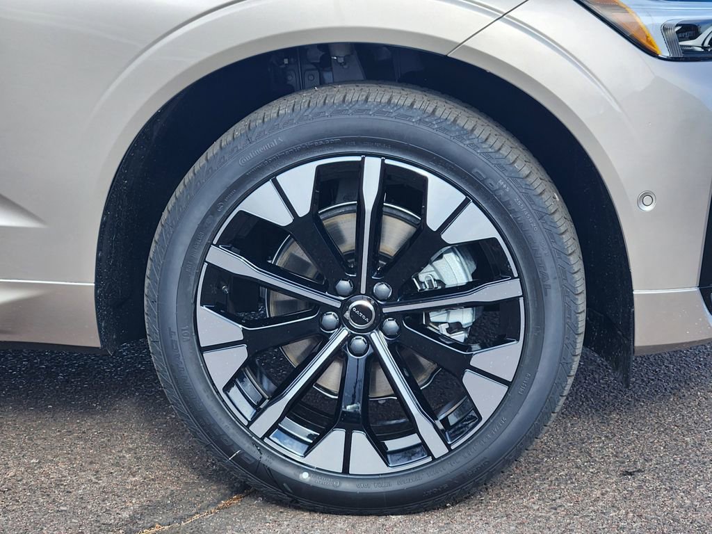 New 2026 Volvo XC60 B5 Plus w/ Protection Package Premier AWD/4WD image 30