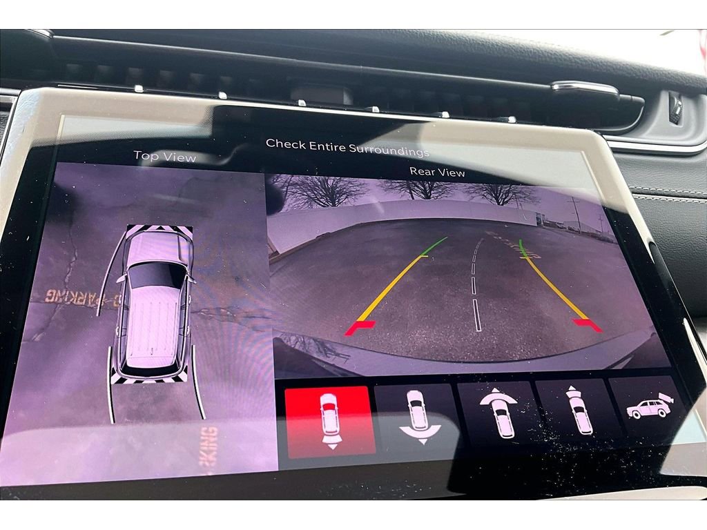 Used 2025 Jeep Grand Cherokee L Limited w/ Luxury Tech Group II image 27