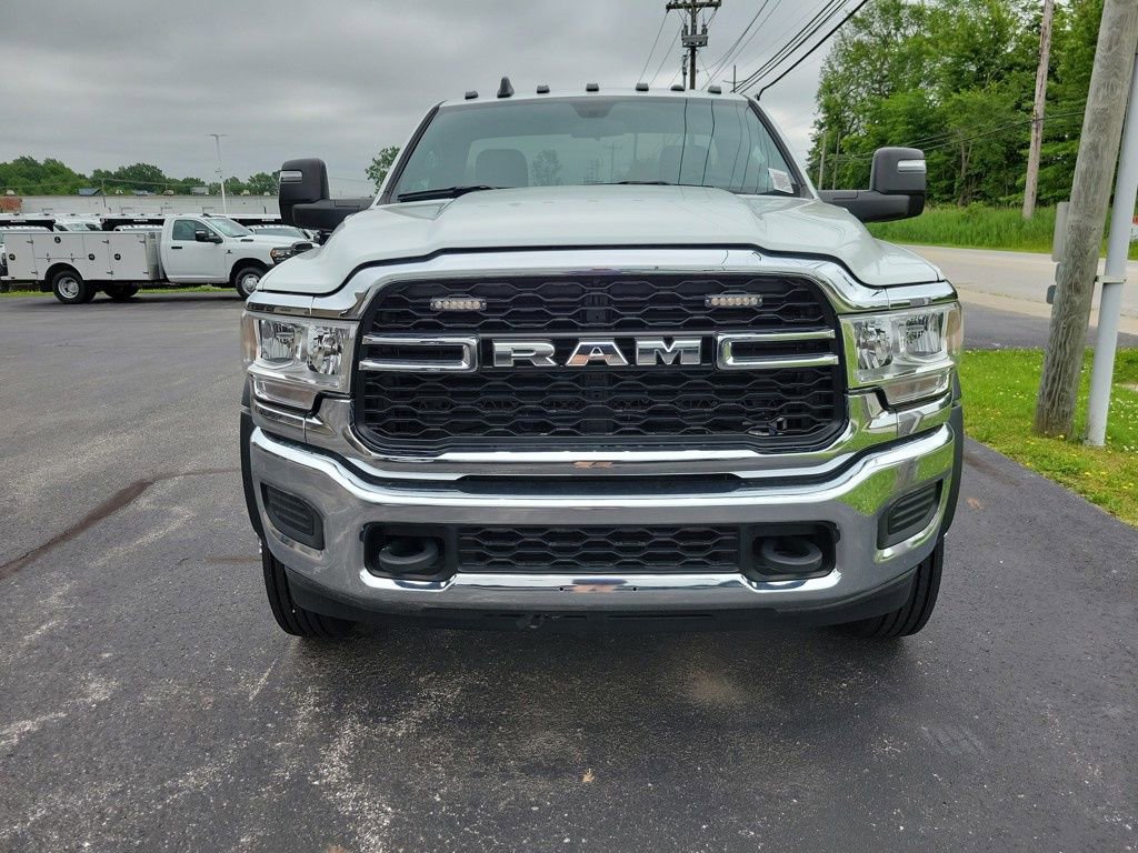 New 2024 RAM 5500 Tradesman image 2