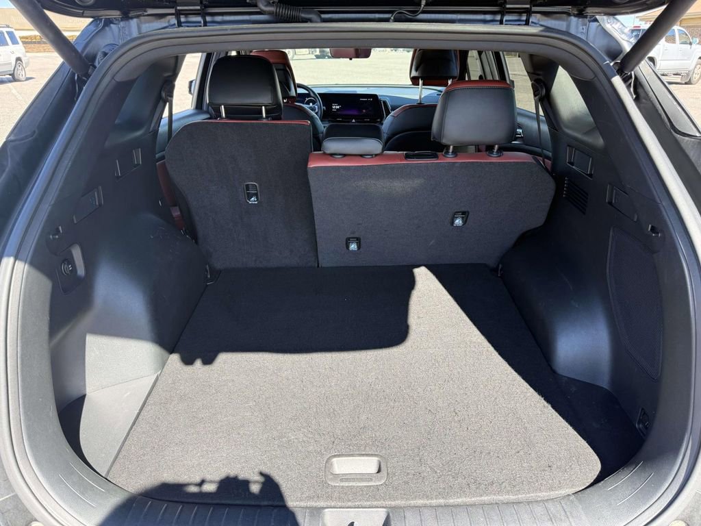 Used 2024 Kia Sportage SX image 10