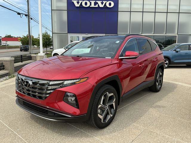 Used 2023 Hyundai Tucson Limited AWD/4WD image 1