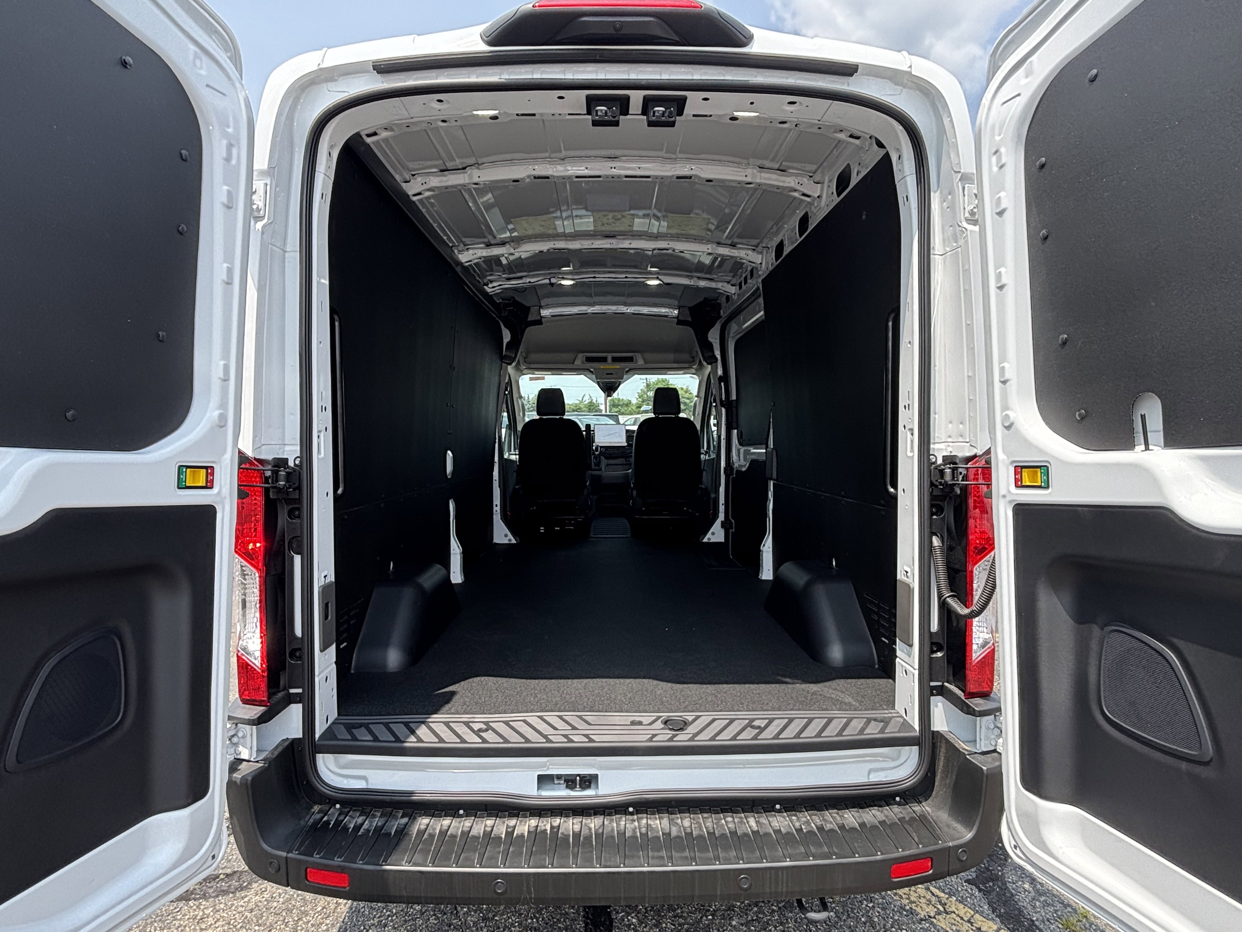 New 2025 Ford Transit 250 148 Medium Roof w/ Load Area Protection Package image 17