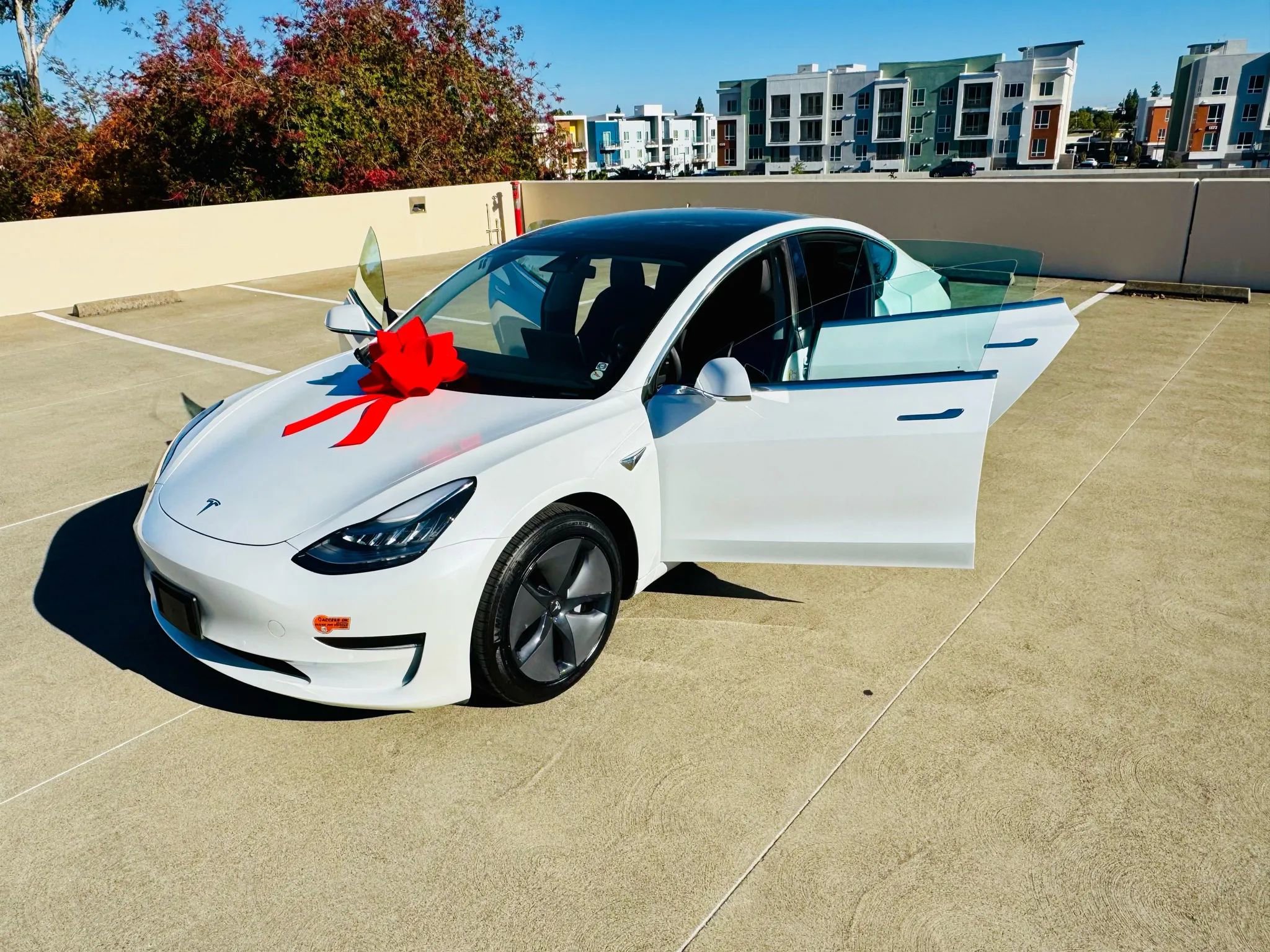 Used 2020 Tesla Model 3 image 27
