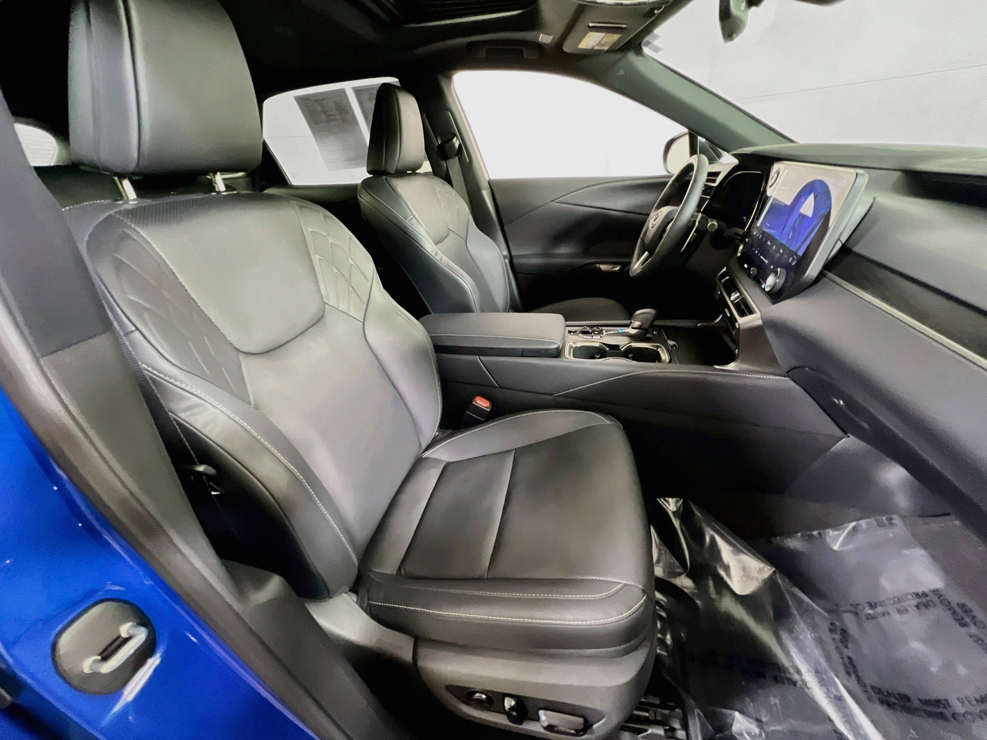 Used 2025 Lexus RX 350 F Sport w/ Accessory Package (K3) image 28