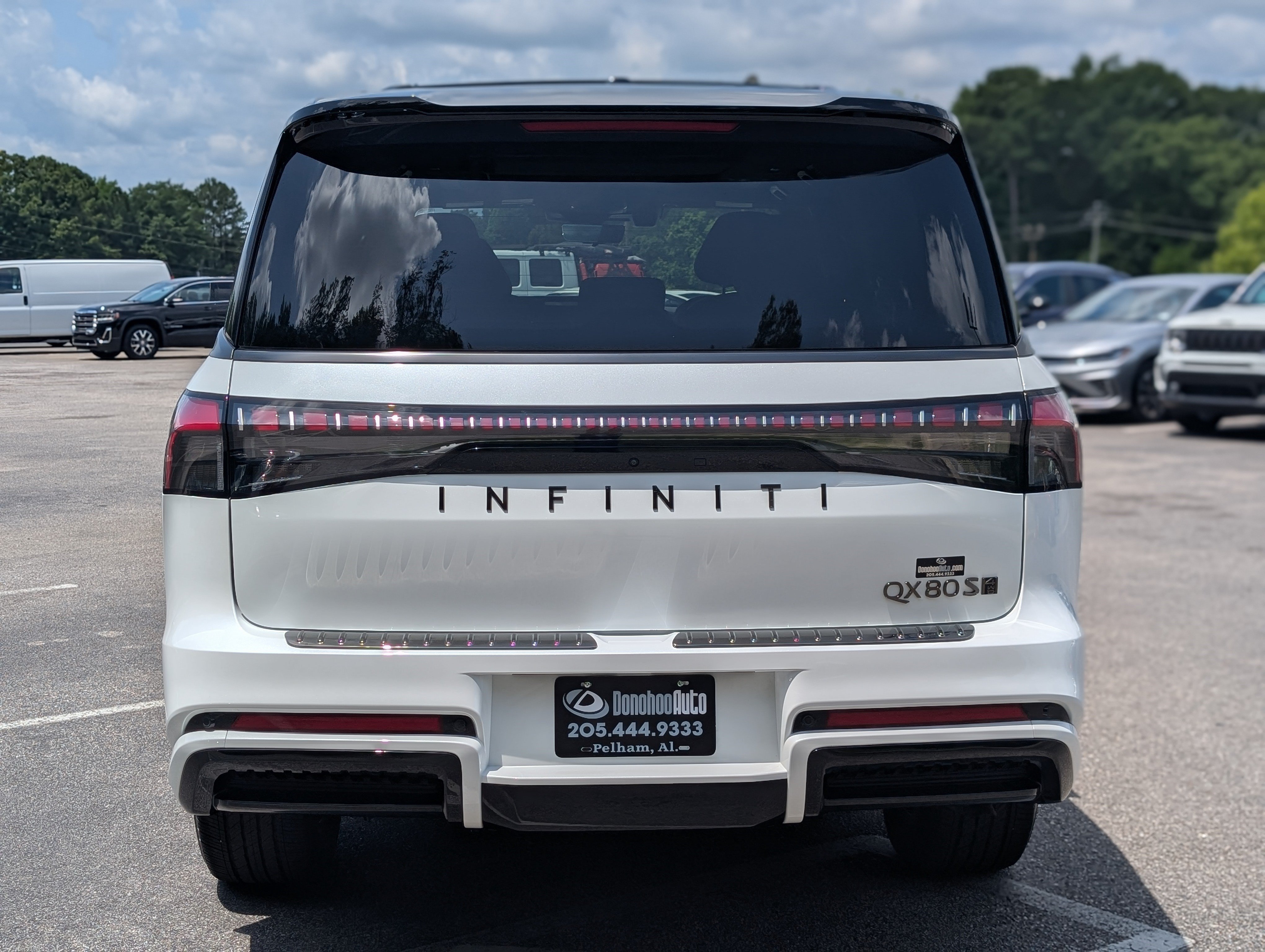 Used 2026 INFINITI QX80 4WD w/ Sport Exterior Package image 8