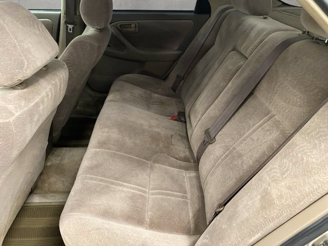 Used 1998 Toyota Camry LE FWD image 23