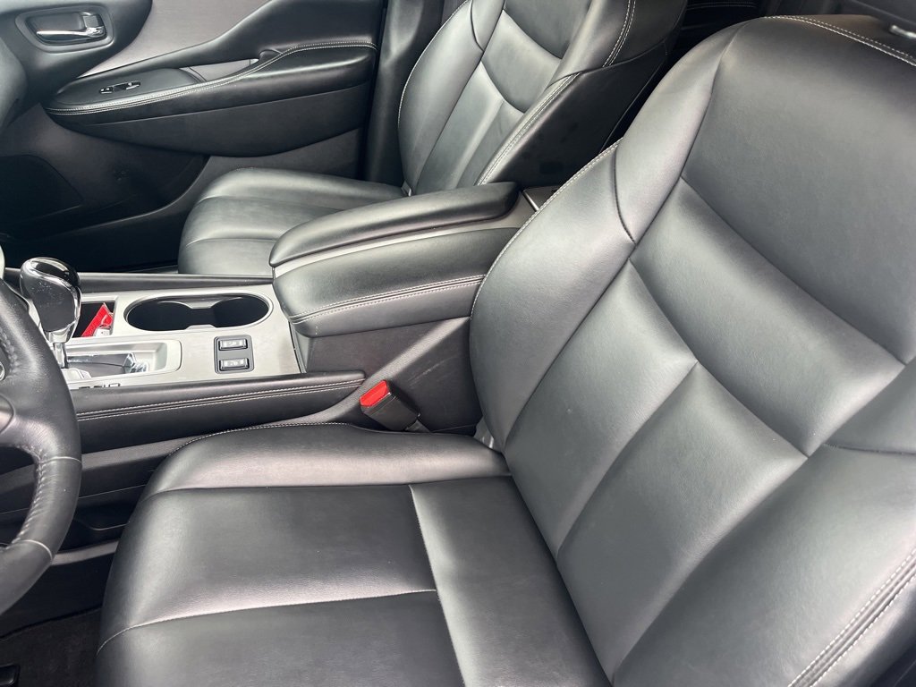 Used 2023 Nissan Murano SV image 9