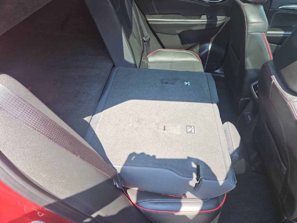 Used 2023 Buick Envision Essence w/ Sport Touring Package FWD image 31