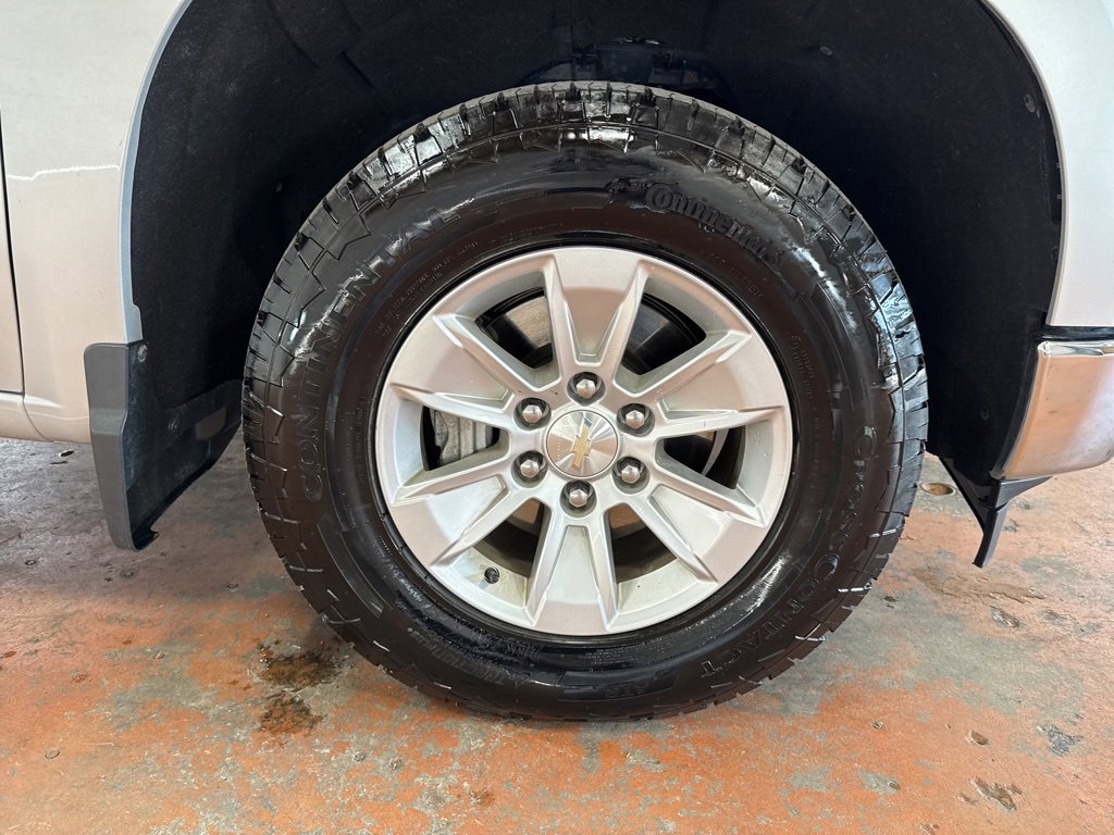 Used 2022 Chevrolet Silverado 1500 LT w/ Protection Package image 9