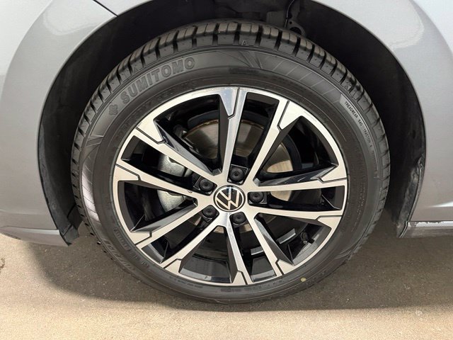 Used 2025 Volkswagen Jetta Sport FWD image 27