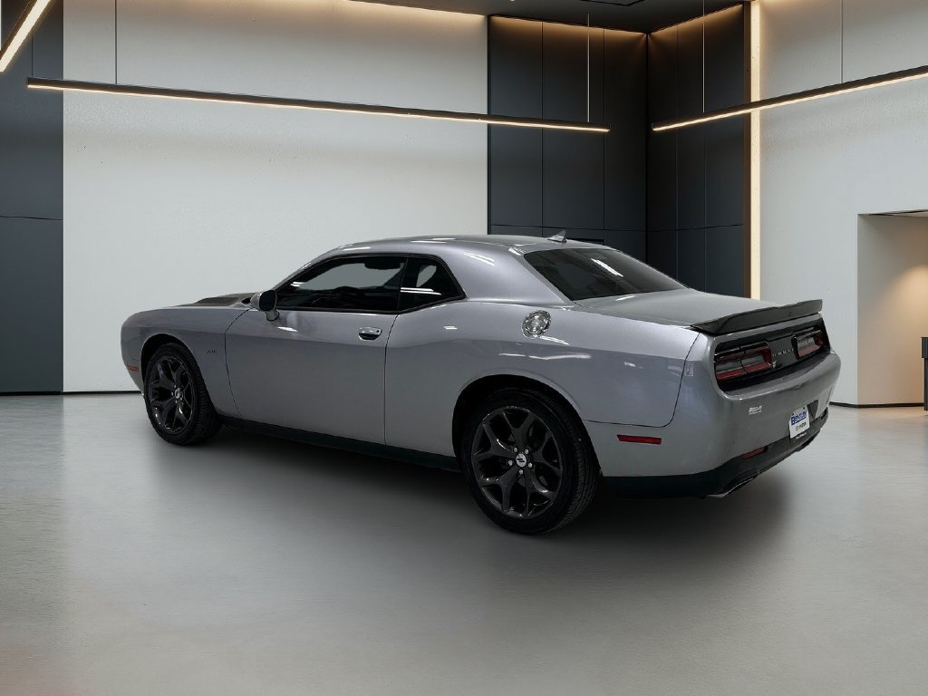Used 2018 Dodge Challenger R/T Plus RWD image 3