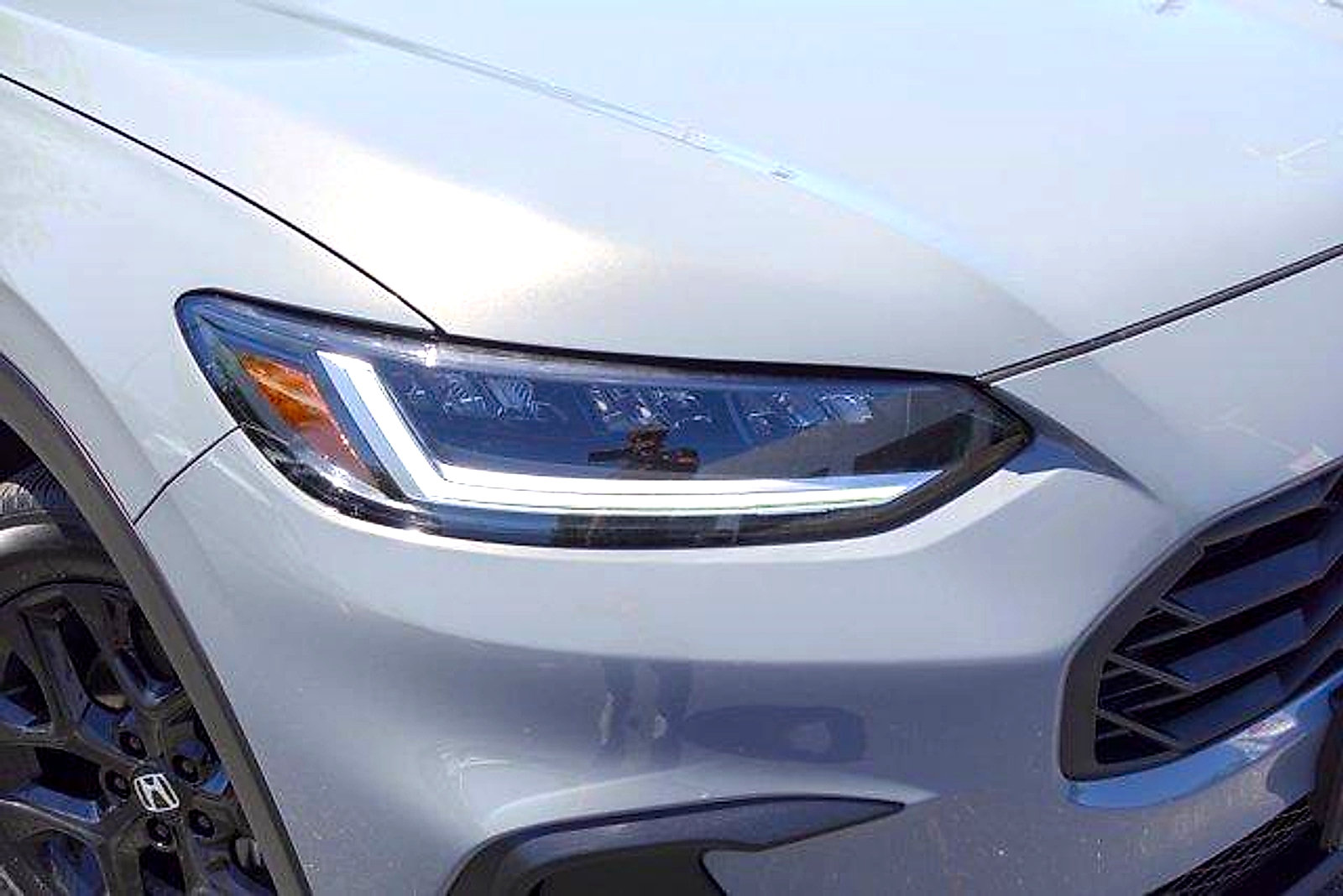 Used 2025 Honda HR-V Sport image 2