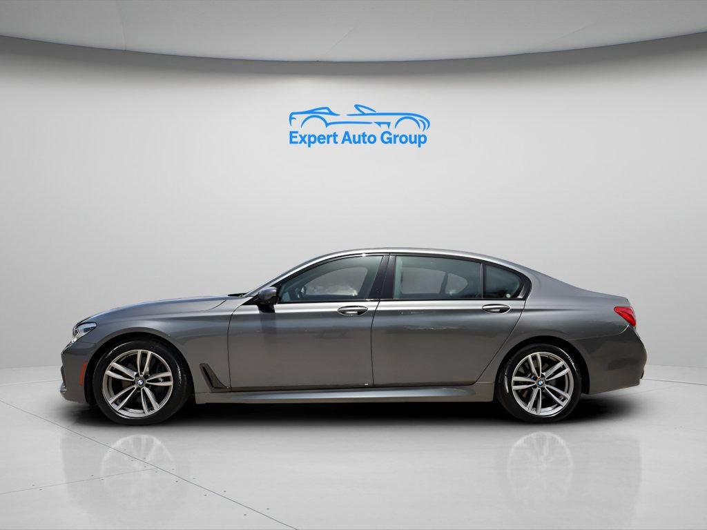 Used 2016 BMW 750i xDrive AWD/4WD image 2