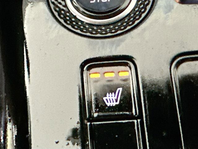 Used 2023 Kia Niro EX Touring image 17