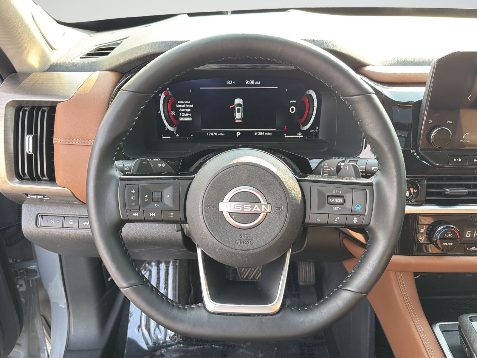 Certified 2025 Nissan Pathfinder Platinum w/ Cargo Package FWD image 15