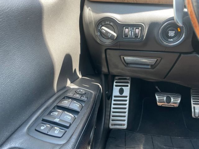 Used 2018 Maserati Quattroporte S Q4 AWD/4WD image 26