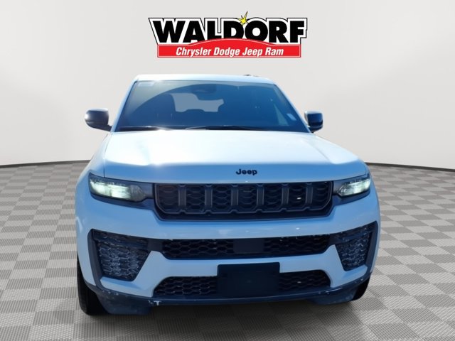 New 2026 Jeep Grand Cherokee Altitude AWD/4WD image 6