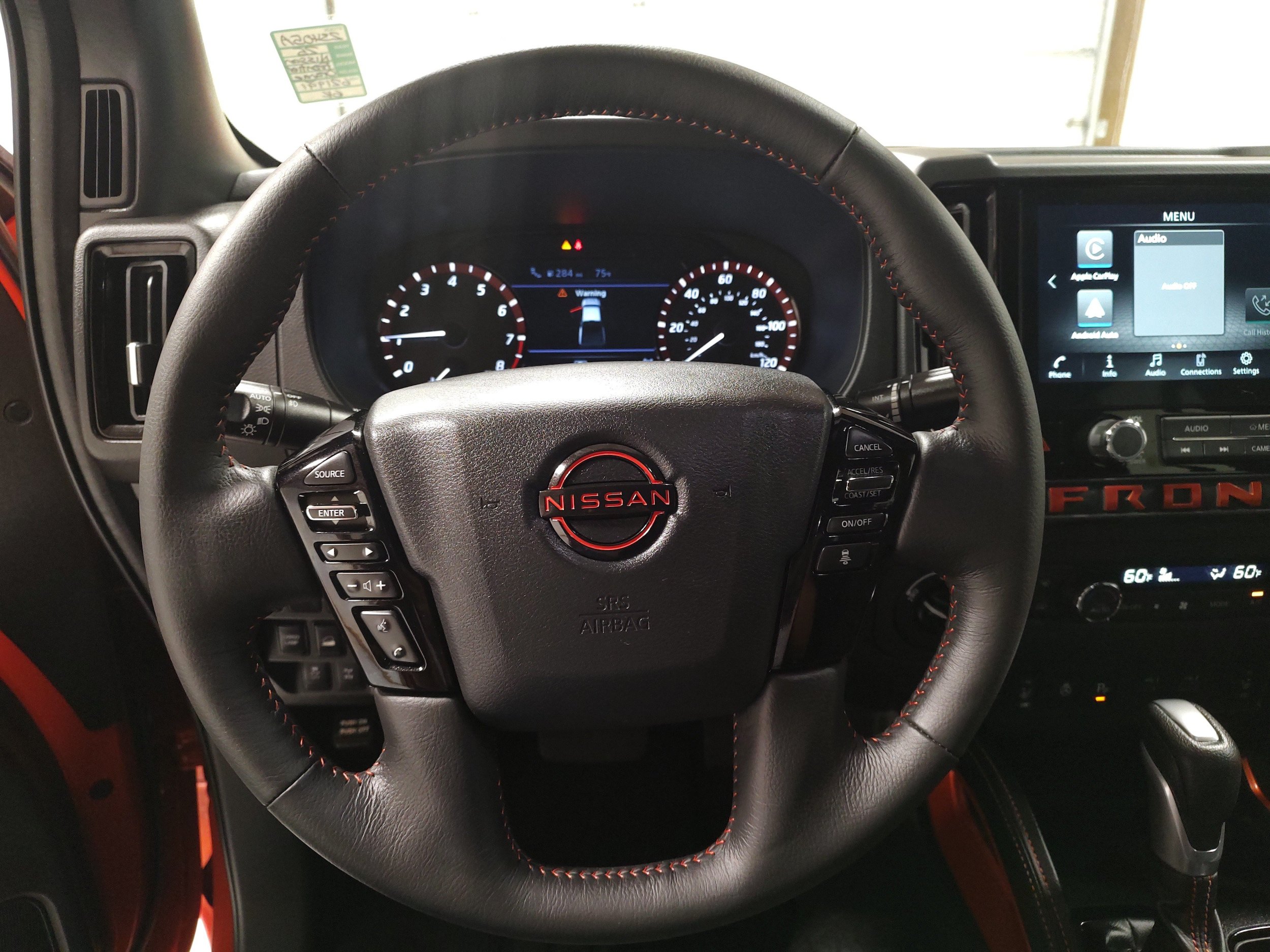 Used 2025 Nissan Frontier PRO-4X w/ Pro Convenience Package AWD/4WD image 5