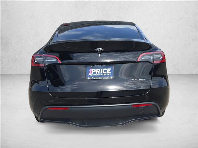 Used 2022 Tesla Model Y Long Range image 7