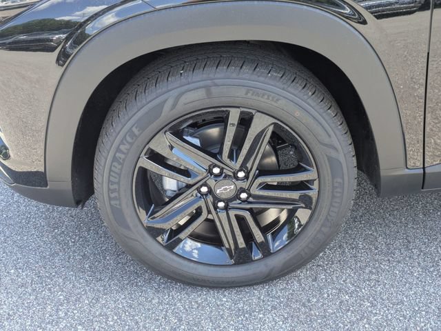 New 2026 Chevrolet Trax ACTIV w/ Sunroof Package FWD image 7