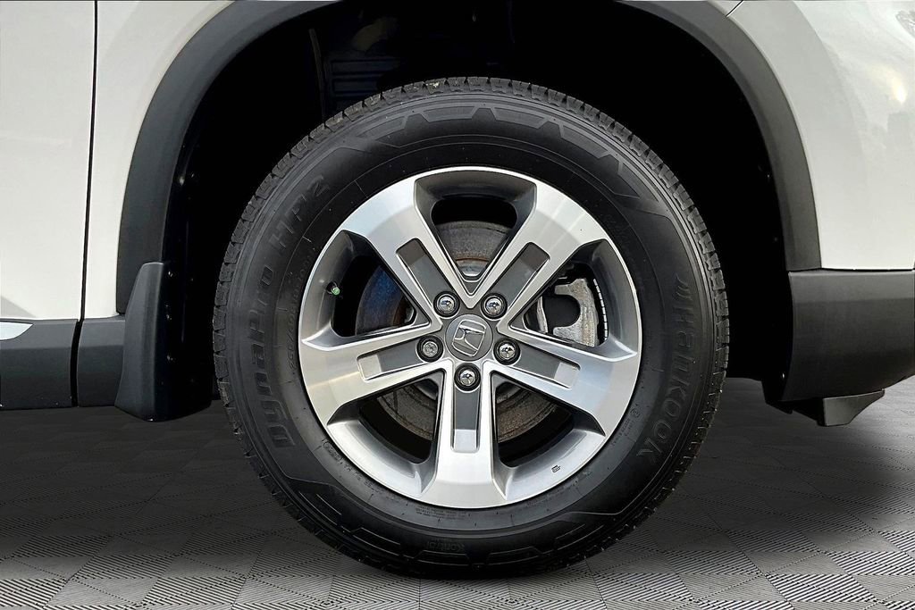 Used 2025 Honda Pilot EX-L image 24