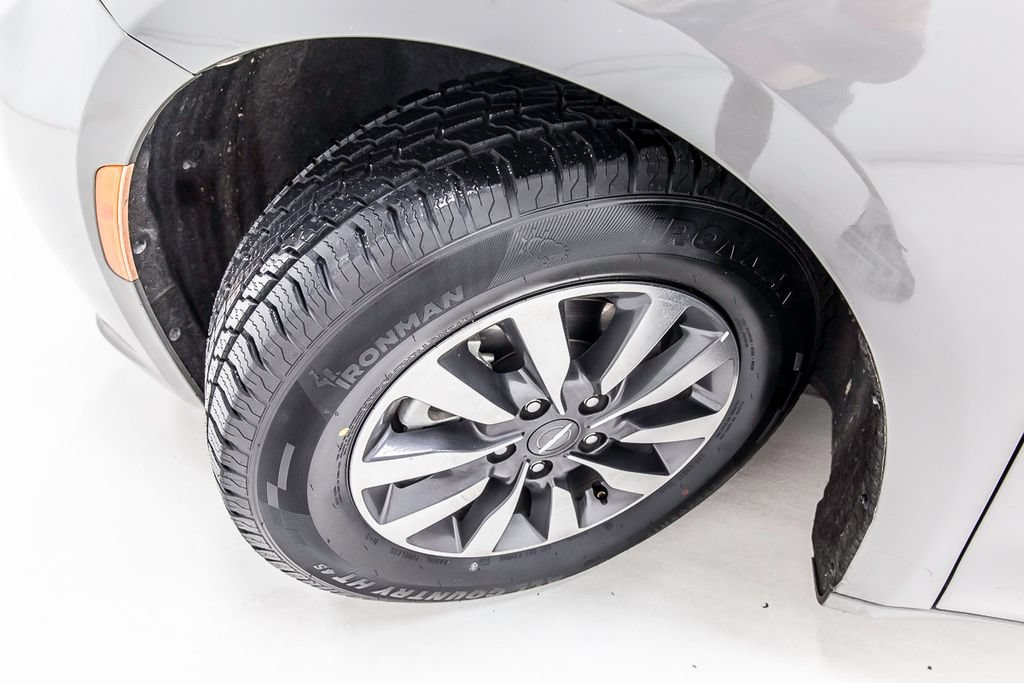 Used 2022 Chrysler Pacifica Touring-L FWD image 10