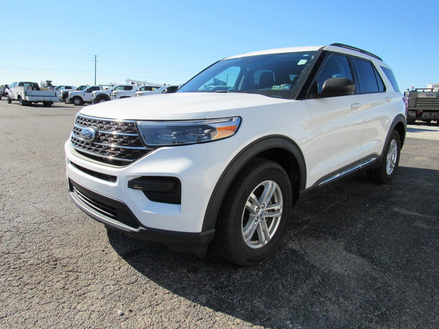 Used 2022 Ford Explorer XLT AWD/4WD image 6