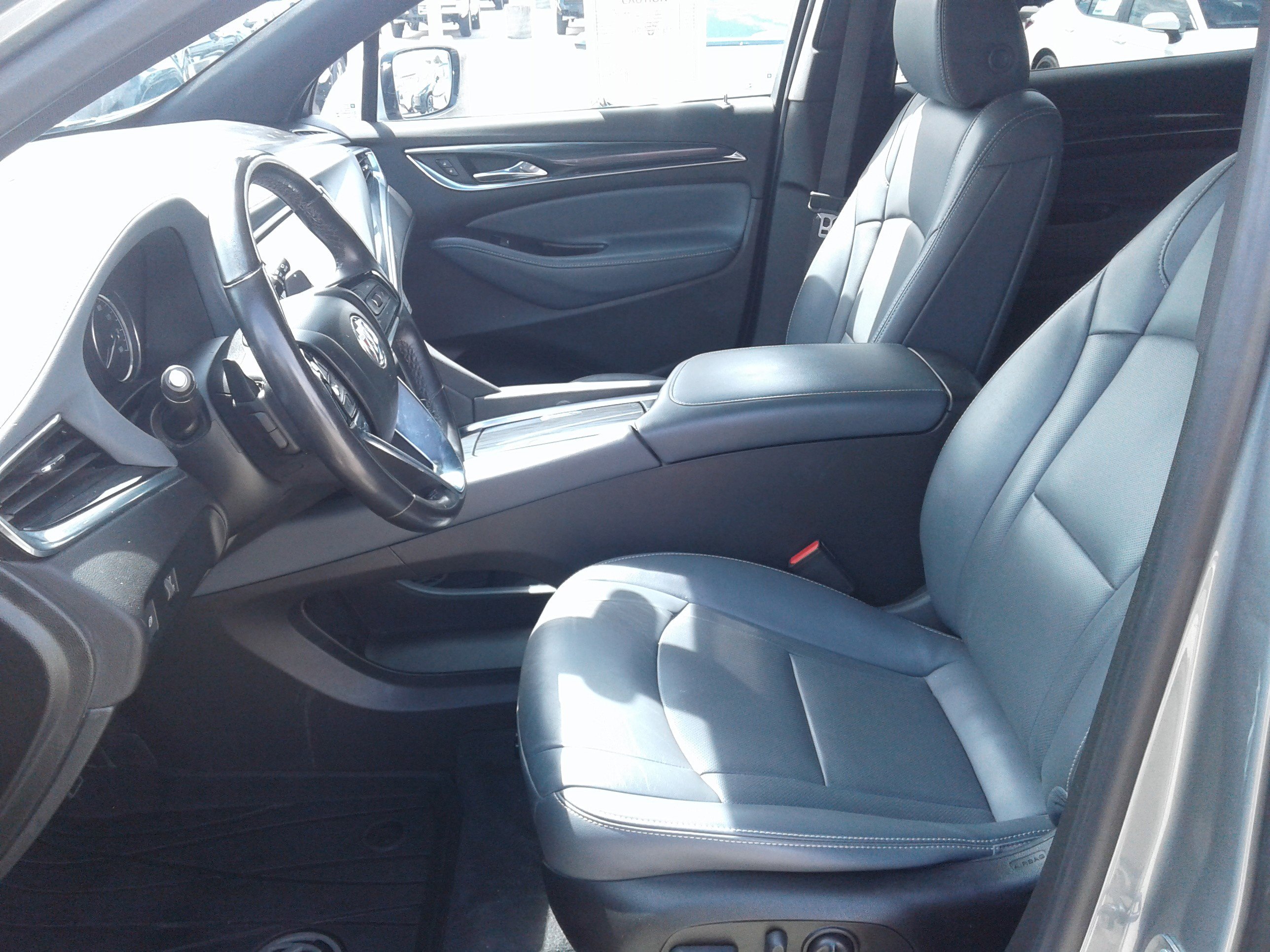 Used 2023 Buick Enclave Essence w/ Experience Buick Package FWD image 16