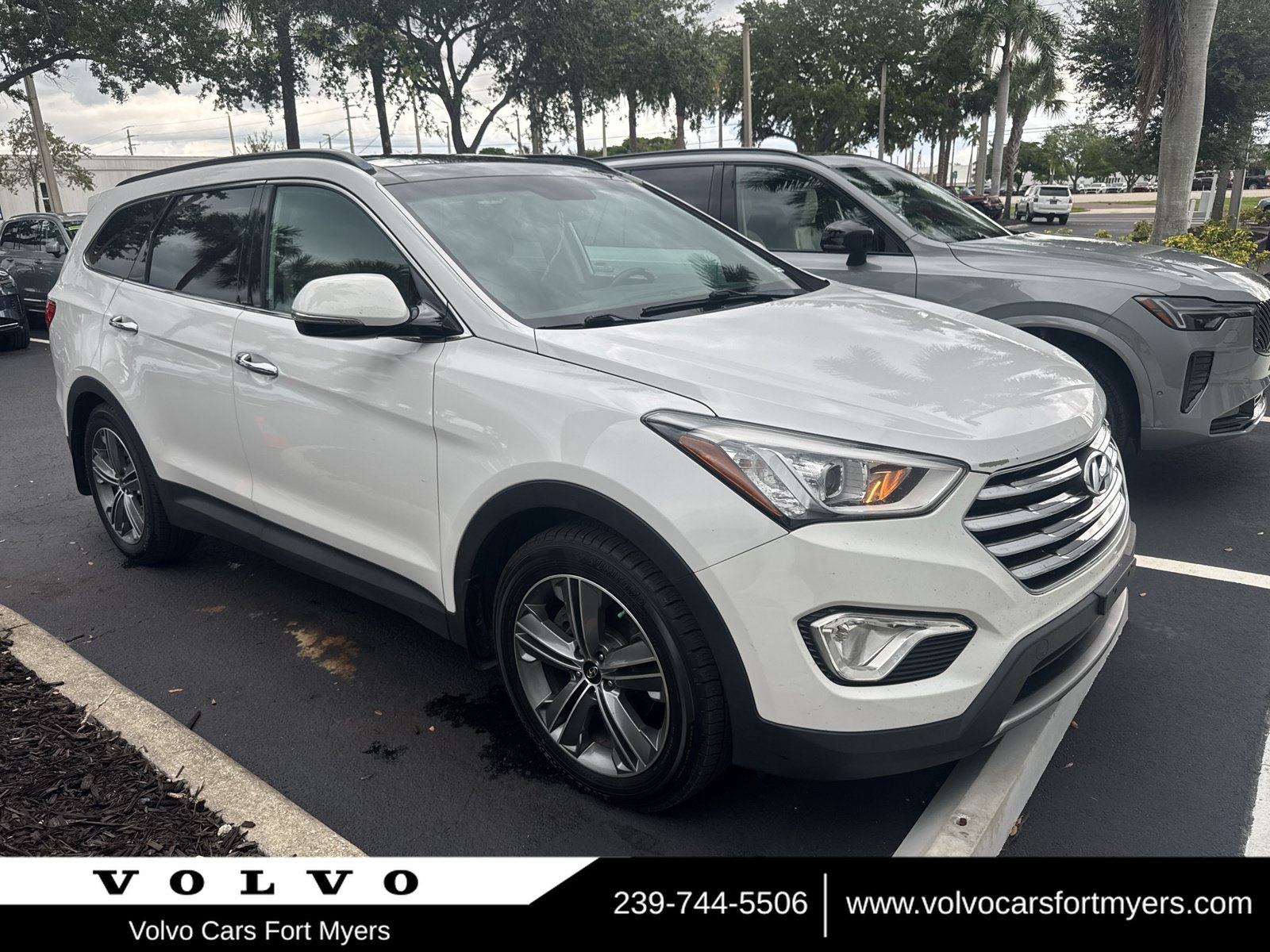 Used 2016 Hyundai Santa Fe Limited w/ Option Group 04
