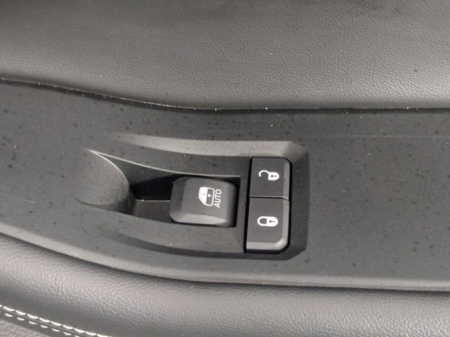 Certified 2024 Jeep Grand Cherokee L Limited w/ Luxury Tech Group II AWD/4WD image 41