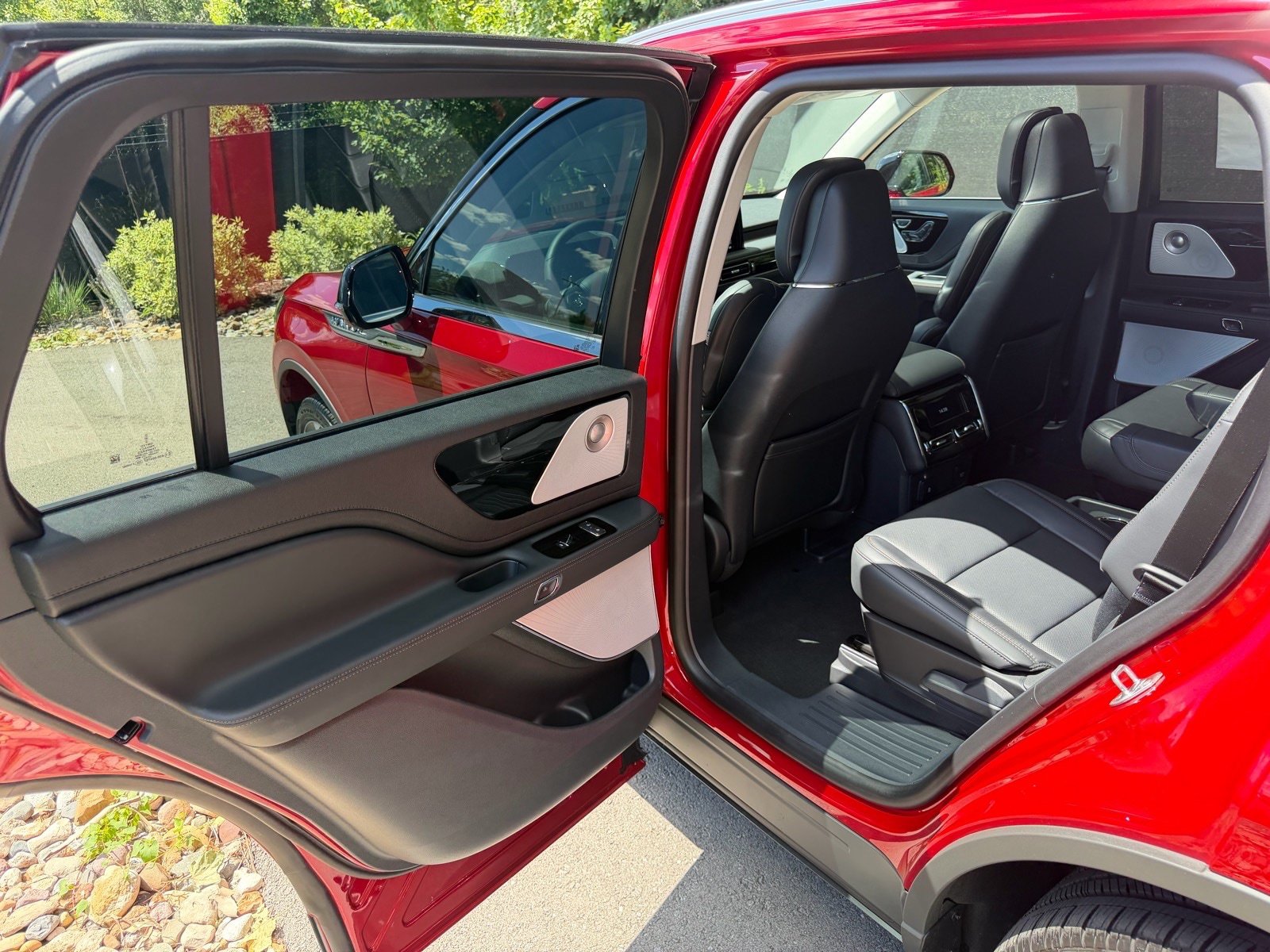 New 2026 Lincoln Aviator Reserve AWD/4WD image 19