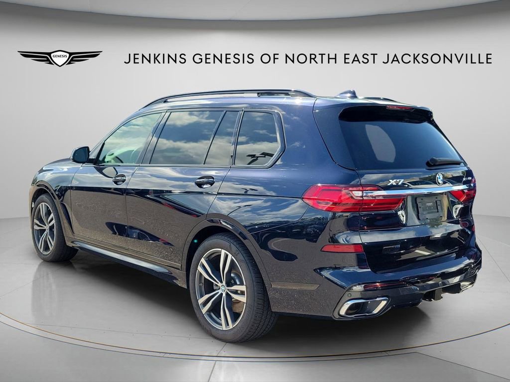 Used 2020 BMW X7 xDrive40i w/ M Sport Package AWD/4WD image 3