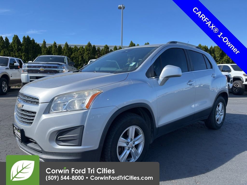 Used 2016 Chevrolet Trax LT w/ LT Convenience Package AWD/4WD image 4