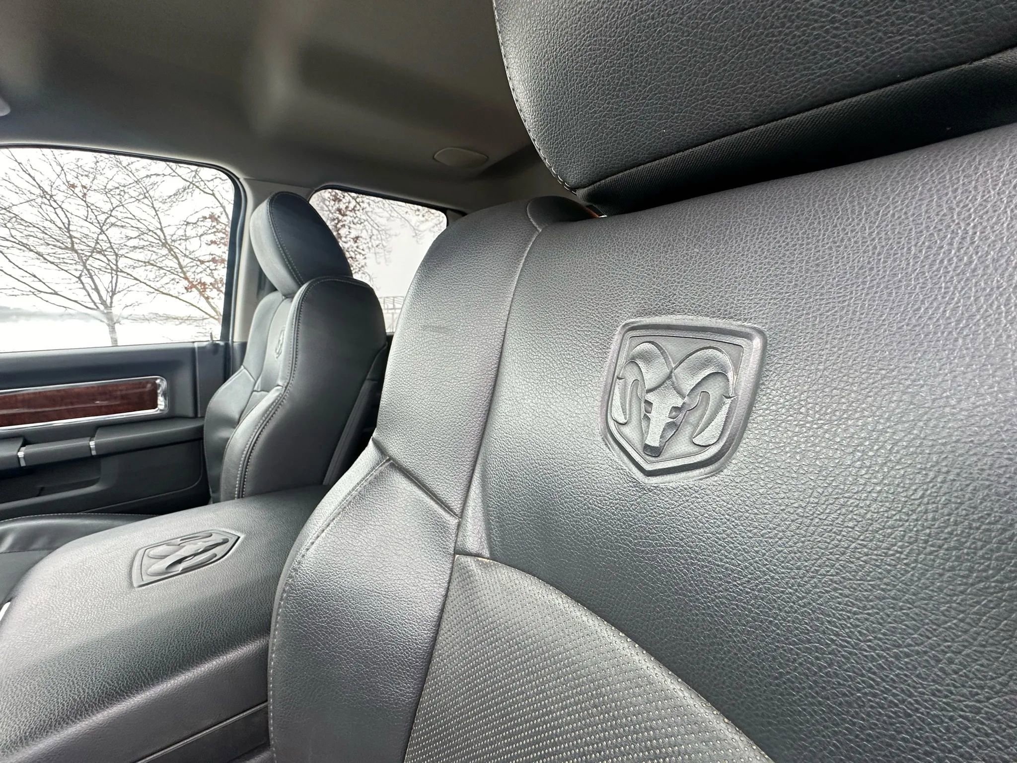 Used 2012 RAM 1500 Laramie image 13