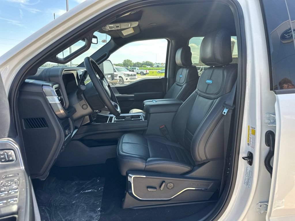 New 2026 Ford F250 Platinum AWD/4WD image 13