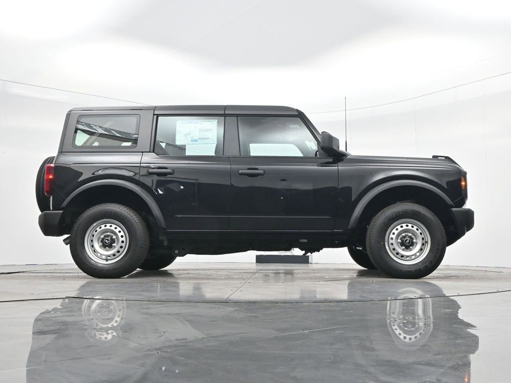 New 2025 Ford Bronco 4-Door AWD/4WD image 36
