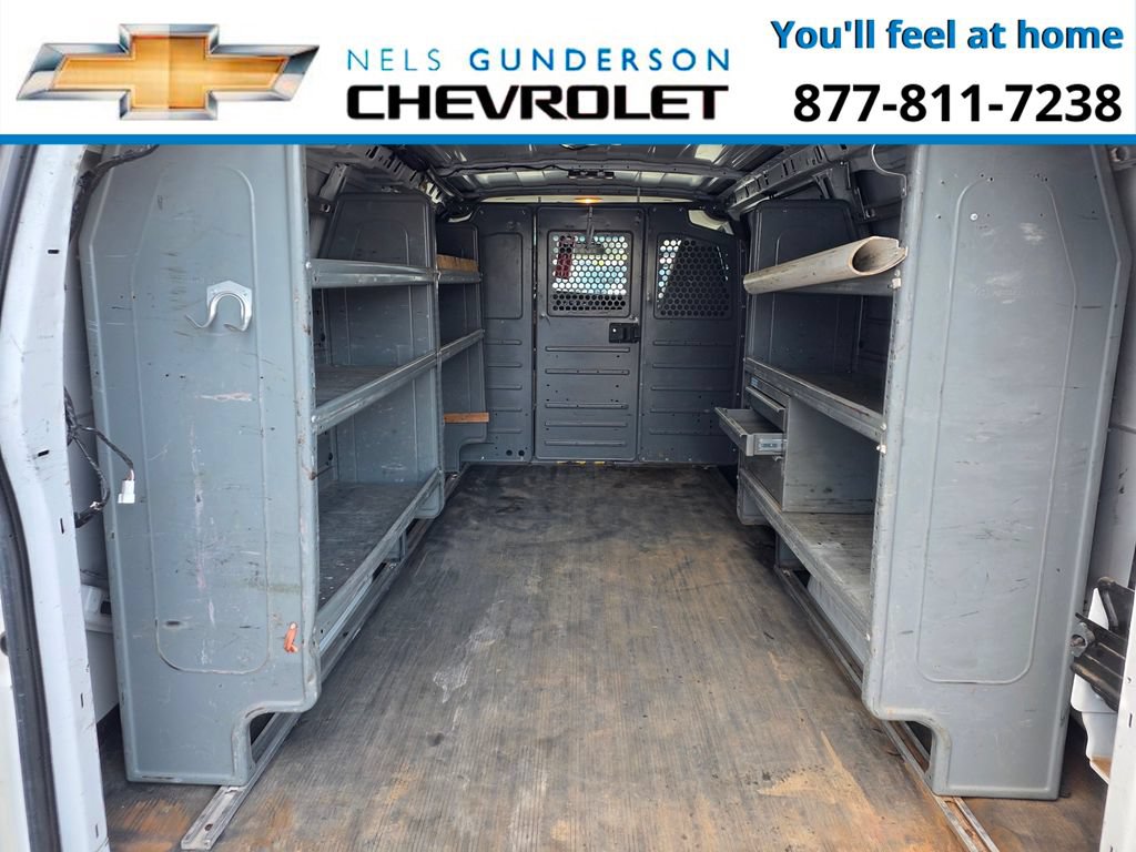Used 2016 Chevrolet Express 3500 RWD image 12