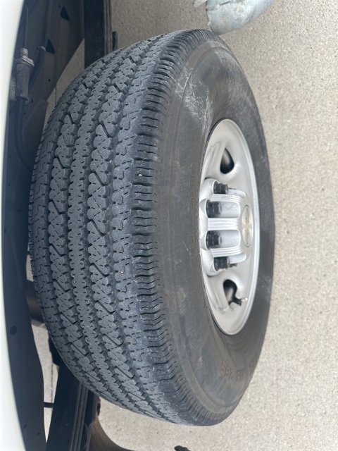 Used 2024 Chevrolet Express 2500 w/ Driver Convenience Package image 24