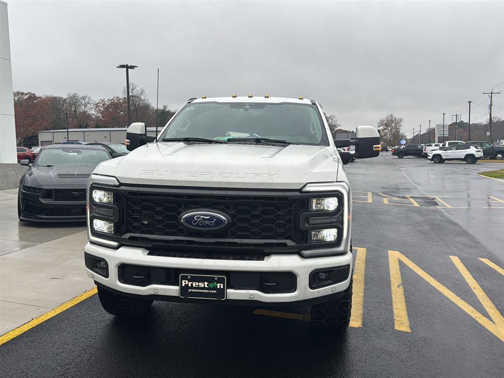 Used 2023 Ford F250 Lariat w/ Lariat Ultimate Package image 3